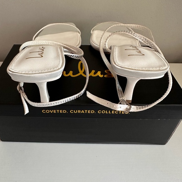 ❗️Sale❗️White Rhinestone Heels - Picture 3 of 5